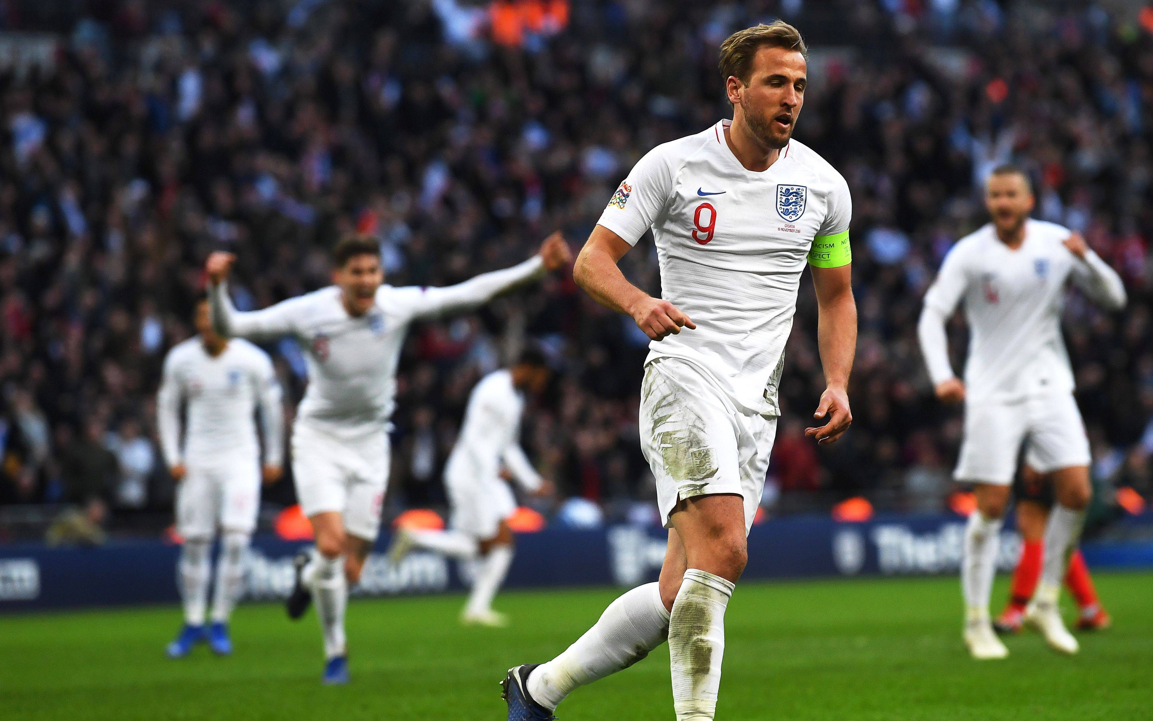 包含英格兰国家队今夜止住颓势；志在CBA常规赛名次提升；形势明朗；球队文化被再次提及的词条