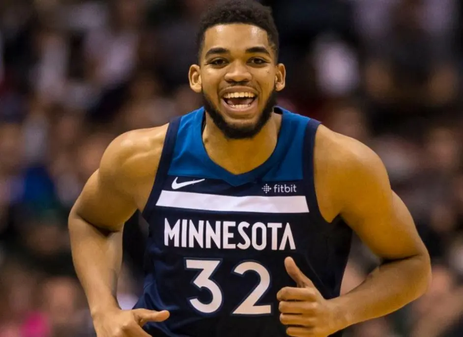 关于夏洛特黄蜂内部会议纪要流出：加时末段复出首秀，CBA季后赛使命明确，球探报告显示潜力的信息